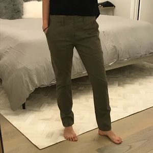 Cabi army green cargo skinny pants sz 2 or 4